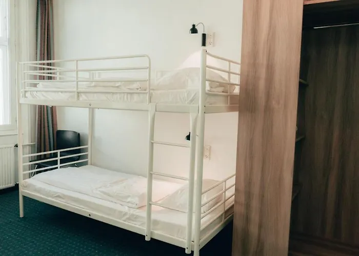 Good Morning Star ホテル 3*