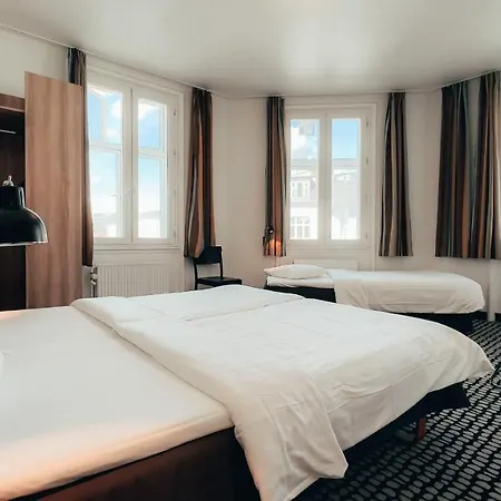 Good Morning Star Hotell 3*